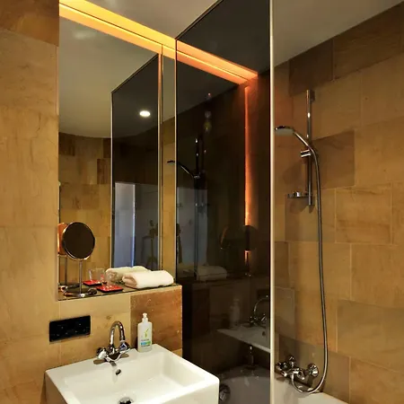 Simon Says - Centre Frühstückspension Gent